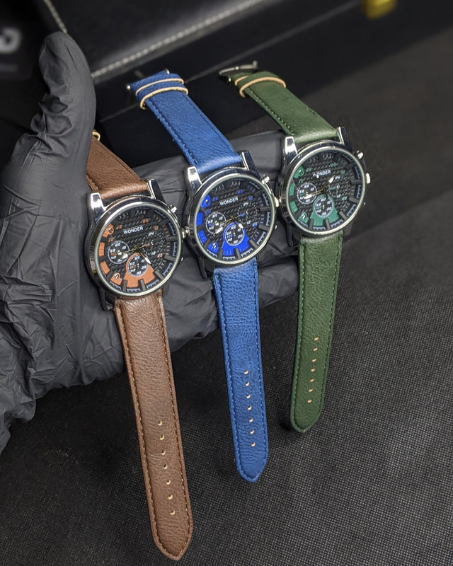 Wonder Classic Sports Dial Watch with Leather Straps